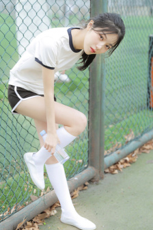 内衣比基尼美女图片
